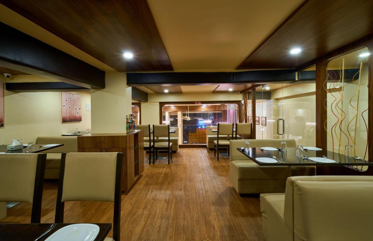 Hotel Ramkrishna Inn 戈尔哈布尔 外观 照片